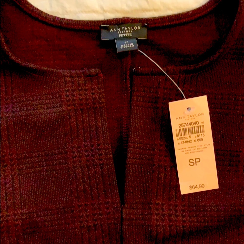85% off NWT 0P and used 2P burgundy belted work tops for fall